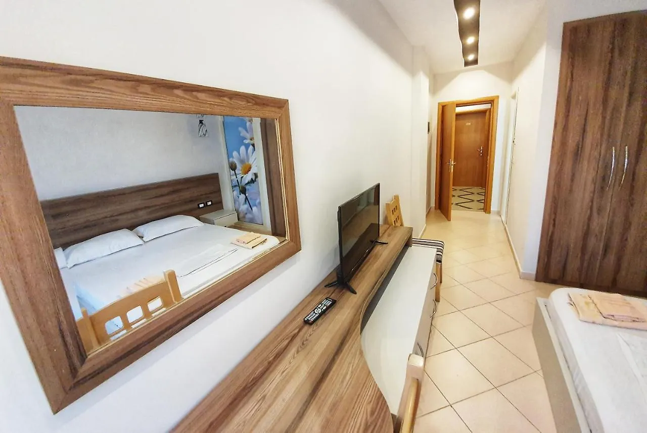 Hotel Kamomil Škalngur 3*,  Albania