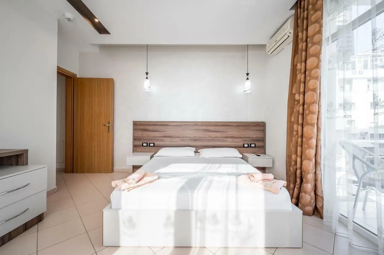 ***  Hotel Kamomil Shkallnur Албания