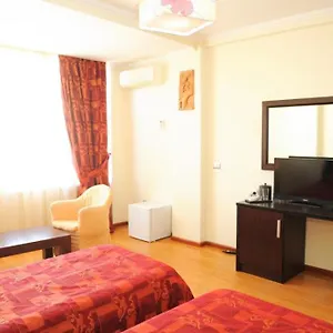 Leonardo Hotel